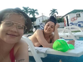 BrattAndAlexa cam jasmin private