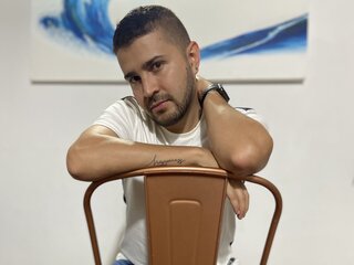 WyattVander jasminlive camshow show